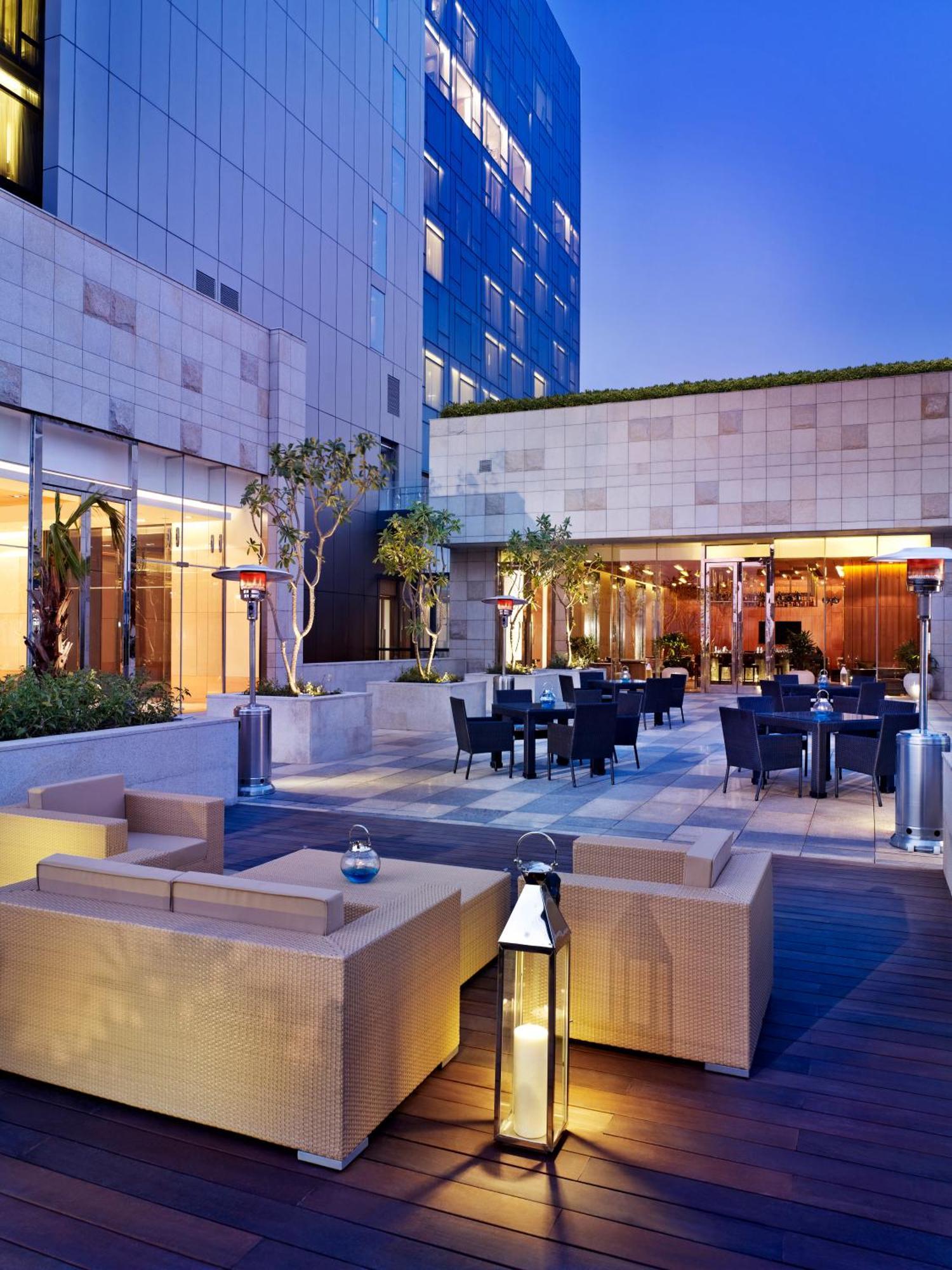 Taj City Centre Gurugram Gurgaon Ngoại thất bức ảnh The Terrace