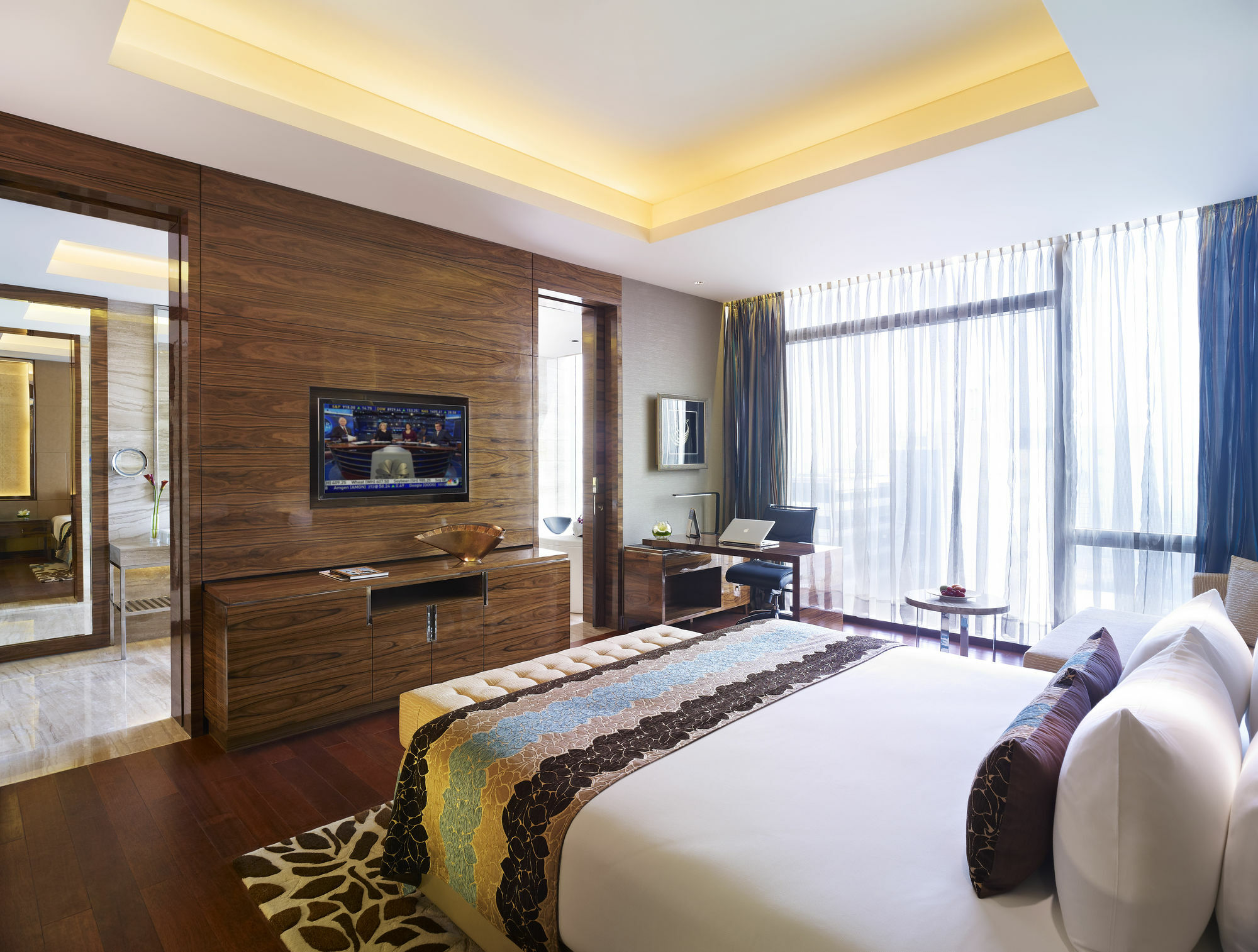 Taj City Centre Gurugram Gurgaon Ngoại thất bức ảnh Deluxe Room