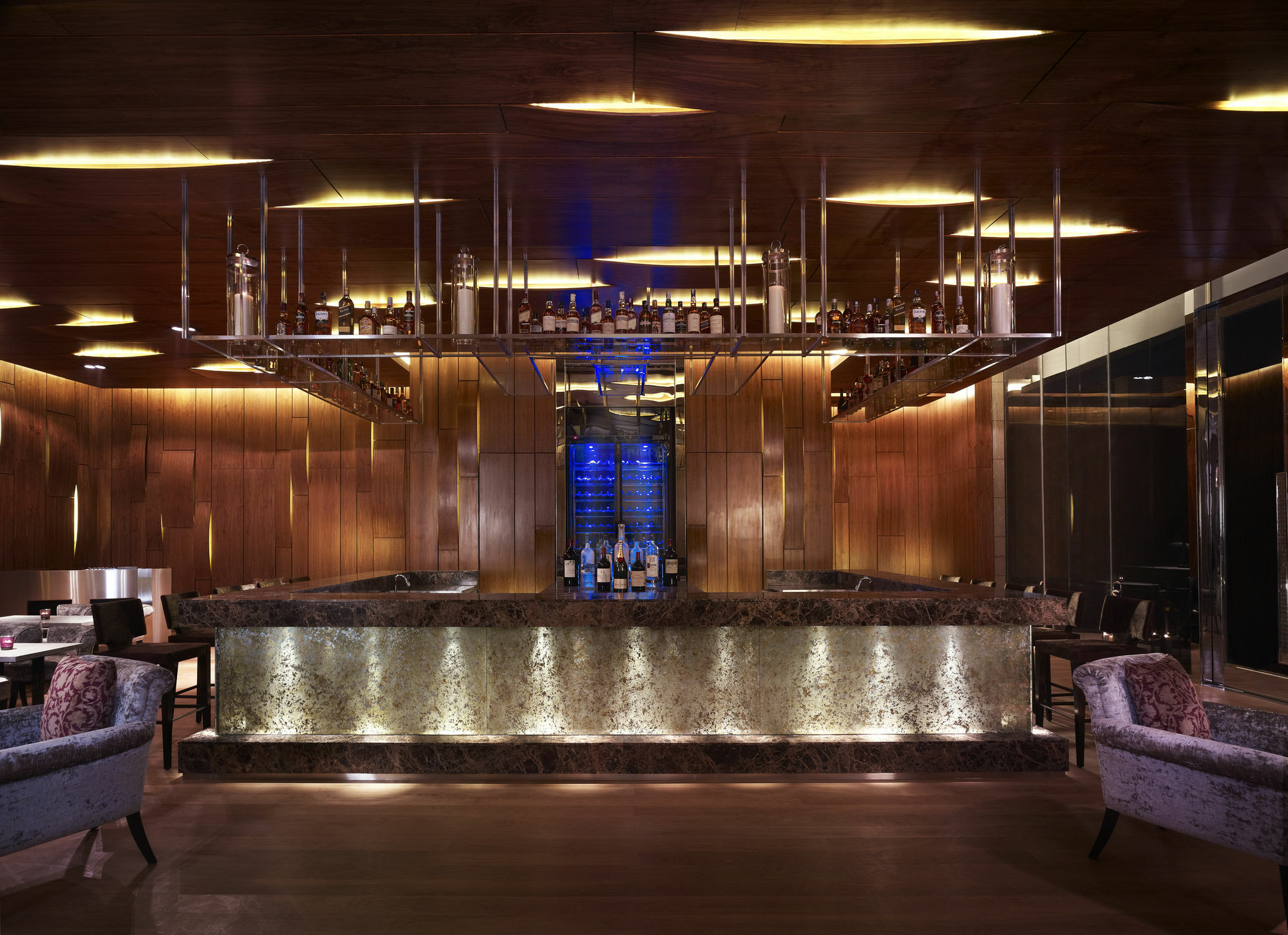Taj City Centre Gurugram Gurgaon Ngoại thất bức ảnh The bar at the 101 Sky Lounge